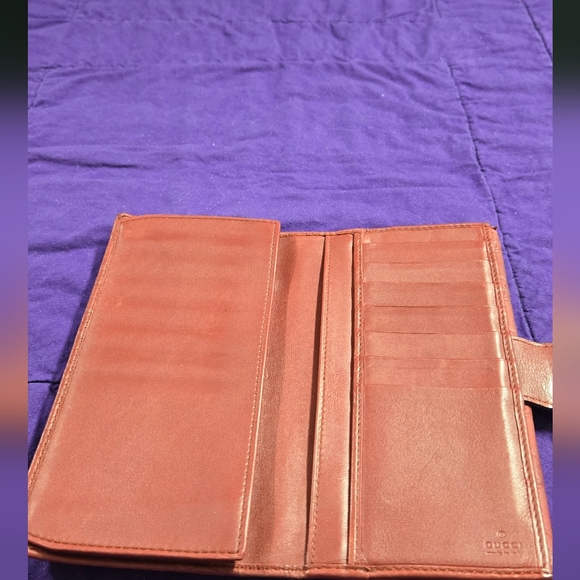 GUCCI BIFOLD LONG WALLET - Picture 7 of 12
